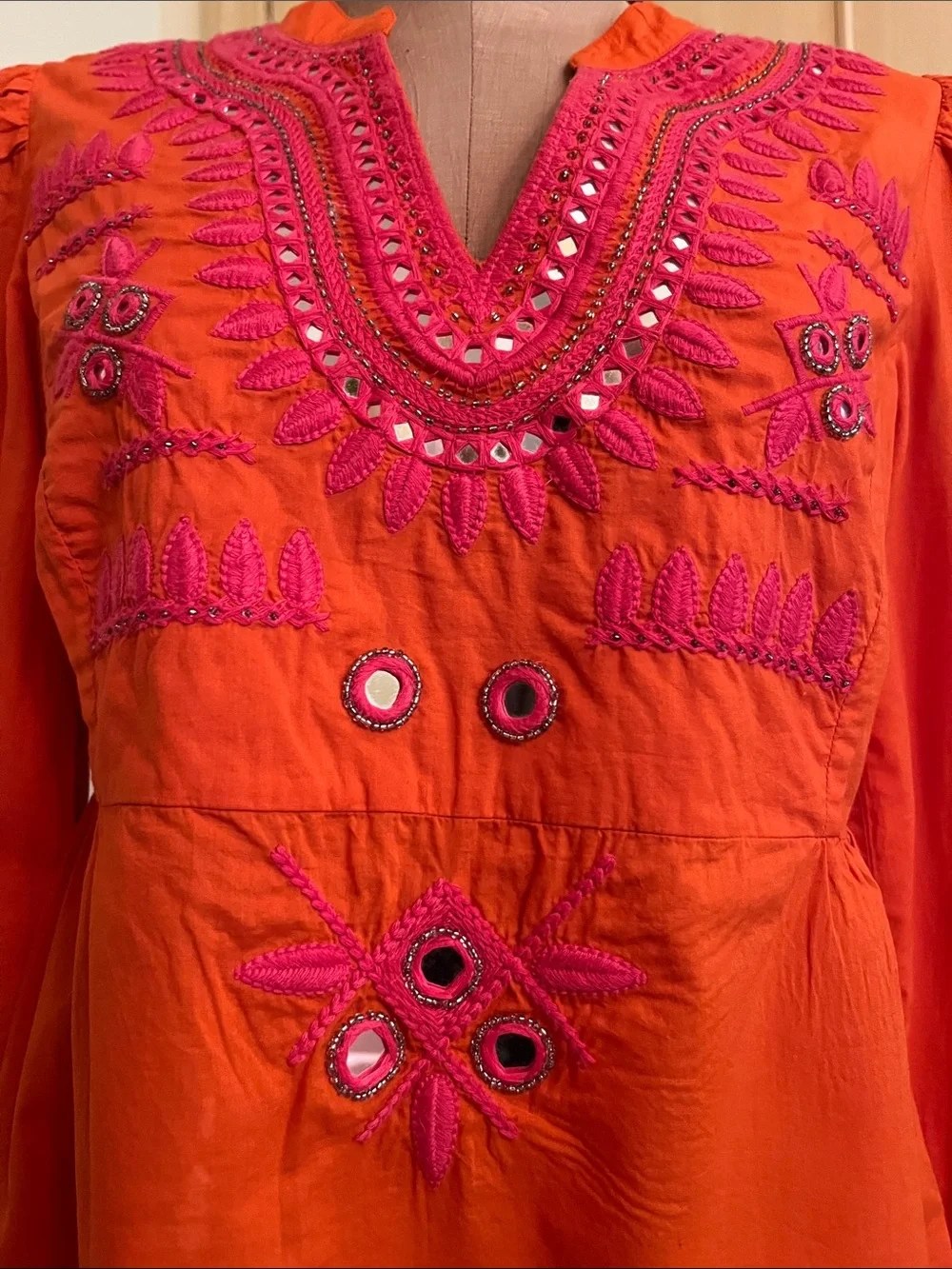 TORY BURCH Resort Pink Embroidered Orange Mirror Accents L. SLV Tunic 8  